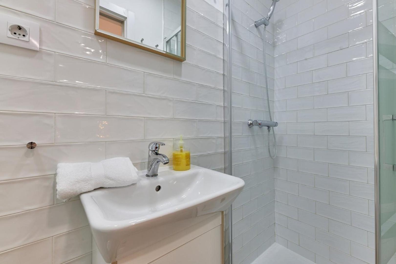 Fee4Me. Amazing Apartment In The Heart Of Lavapies Madrid Exteriér fotografie